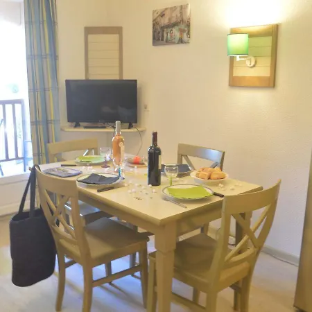 Saint-raphael, 1 Piece, 4 Personnes - Fr-1-226a-135 Apartment *